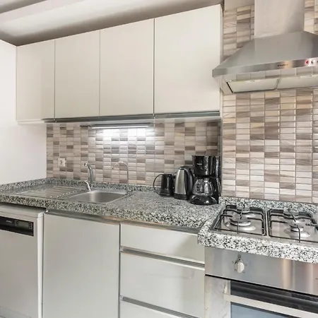 Apartment Distinguished Flat 650 M To Galata Tower Istanbul